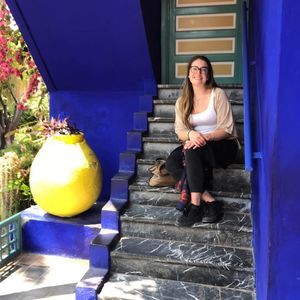 Meet your Posher, Dunia